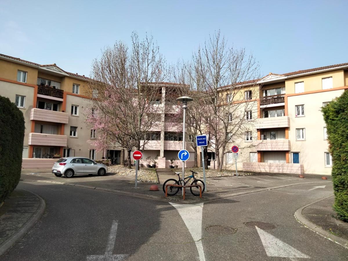 Grand T3 Avec Clim, Parking Et Terrasse Privative - Agen Διαμέρισμα Εξωτερικό φωτογραφία